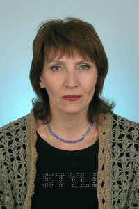 Заслужена артистка України Ганна Мокрова, орган. Фото з сайту: http://filarmonia23.com/