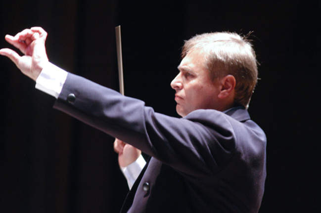 Володимир Шейко, диригент. Фото з сайту: http://dt.ua/
