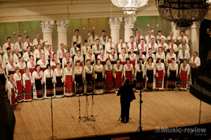 Співає Національна заслужена академічна капела України «Думка».