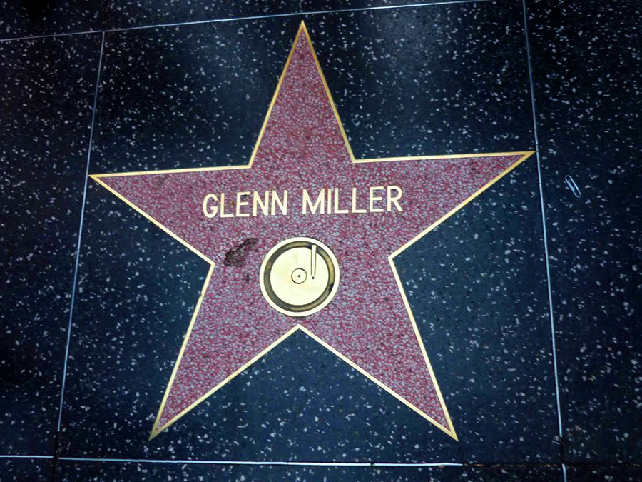 Звезда Гленна Миллера на голливудской "Аллее славы"