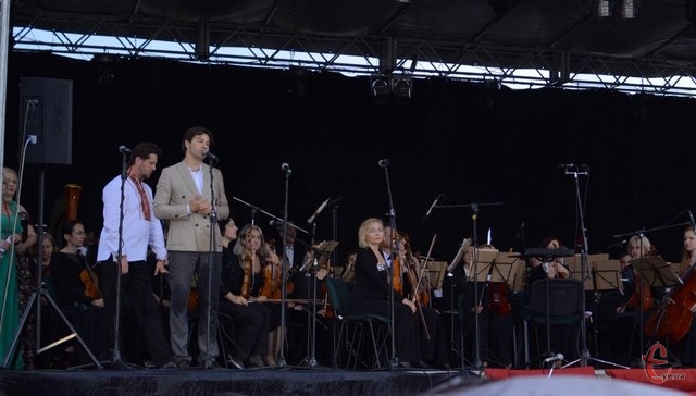 У Кам'янці-Подільському вчора офіційно і урочисто відкрили фестиваль “Опера в мініатюрі”