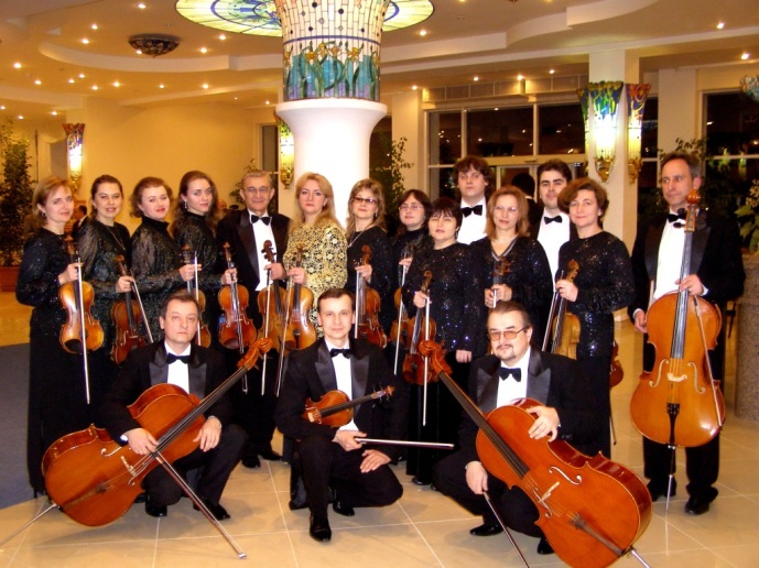 Академічний камерний оркестр "Harmonia Nobile" Івано-Франківської обласної філармонії ( фото з сайта http://harmonianobile.at.ua) Академічний камерний оркестр "Harmonia Nobile" Івано-Франківської обласної філармонії