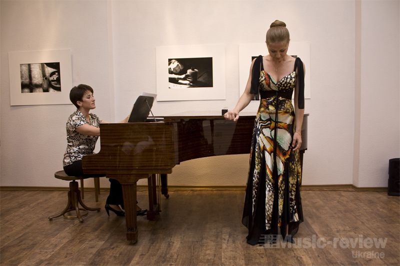Тамара Ходакова (сопрано, м.  Київ), Наталія Королько (фортепіано, м.  Київ)