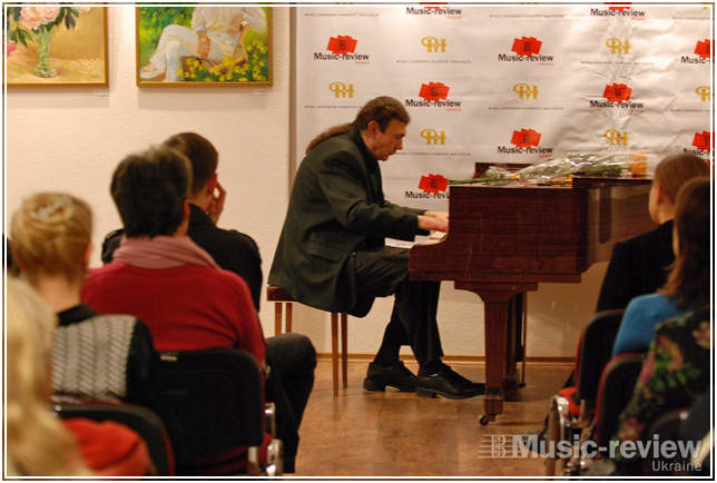 Композитор, пианист, литератор, график Заслуженный деятель искусств Украины Сергей Бедусенко