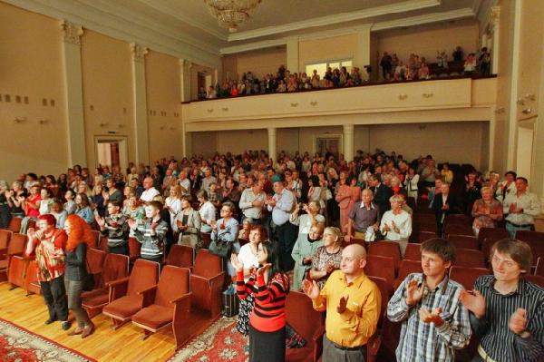 У Чернігівському обласному філармонійному центрі відбулось відкриття 72-го концертного сезону. 