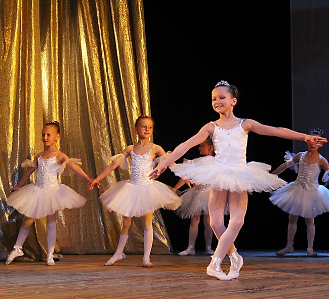 Ніжинці вшанували зірку світового балету Ольгу Хохлову