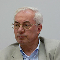 Микола Азаров