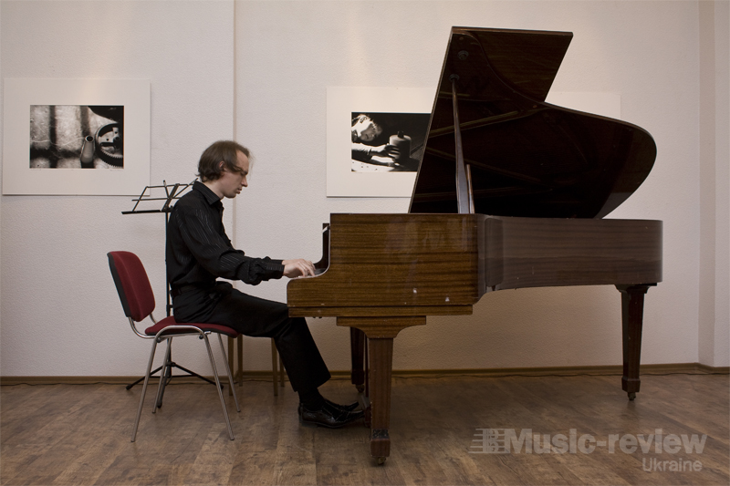 Олексій Курбатов(фортепіано, м. Москва)