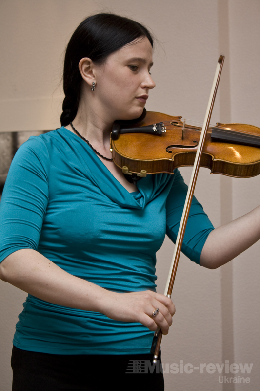 Надія Артамонова (скрипка, м. Москва)