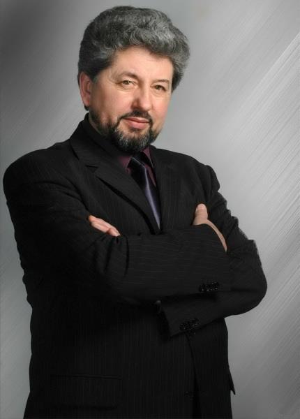  Ігор Кушплер (1.01.1949  — 23.04.2012), народний артист України, оперний співак, викладач, професор