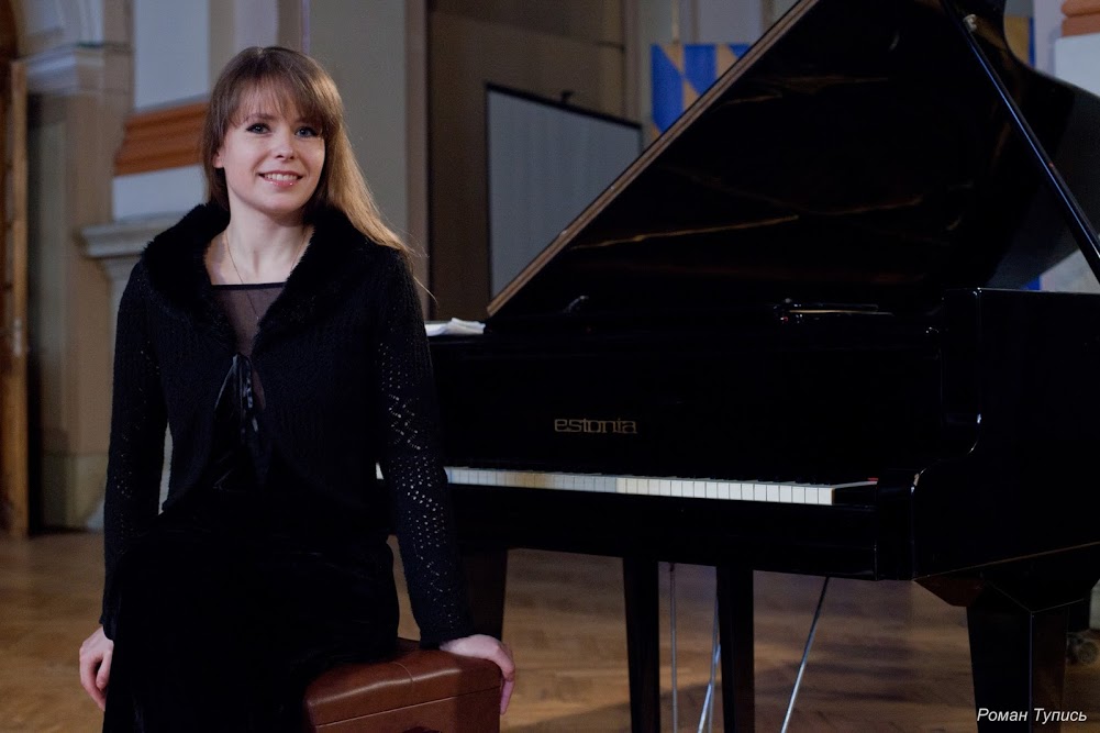 Меланія Макаревич – фортепіано