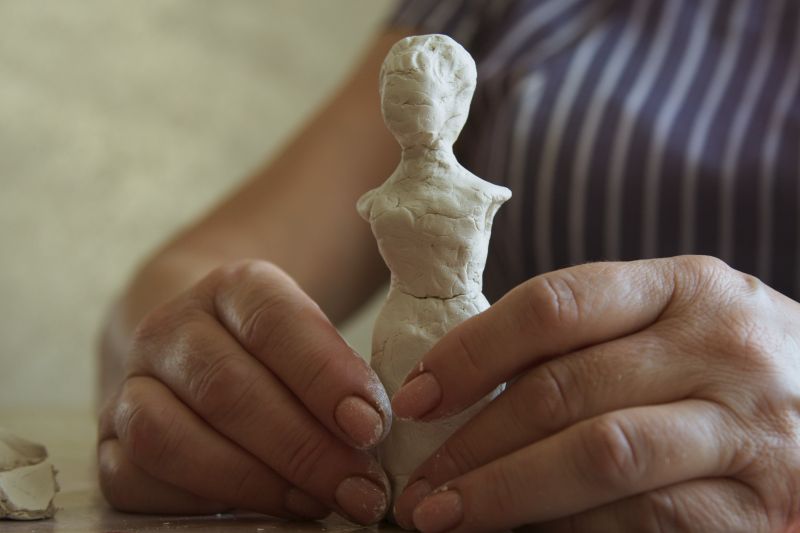 “СЛІДИ”: документальний фільм про боротьбу зі злочинами сексуального насильства російських військових та прагнення до міжнародної справедливості — світова прем’єра на Берлінале.