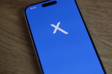 Соцмережа X подала позов до суду на 18 музичних видавців та профільну асоціацію