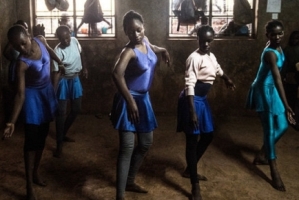 Діти танцюють балет, аби вирватися з найжахливіших нетрів Африки