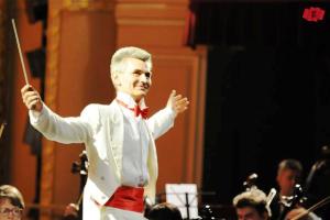 Маестро Герман Макаренко публічно освідчиться в коханні у Національній опері