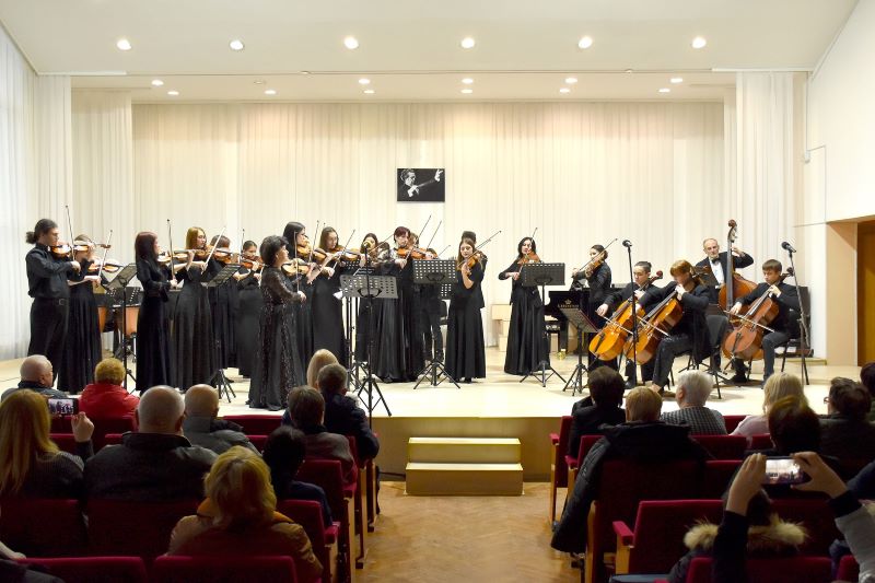 Х Всеукраїнський фестиваль-конкурс виконавців на оркестрових струнних інструментах імені Юрія Хілобокова