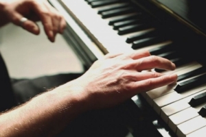 У новозеландській лікарні для покращення настрою встановили фортепіано