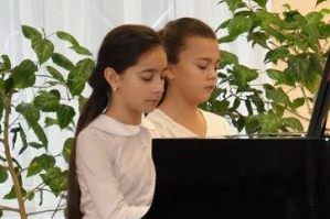 Як рояль перетворив Добротвірську музичну школу на маленьку філармонію