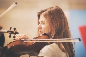 Наступна зупинка – скрипка: музикантка з метро про звуки, людей і почуття