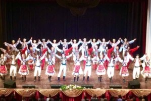 Козацький ансамбль пісні і танцю «Запорожці» взяв майстер-клас у прославленого ансамблю імені Вірского