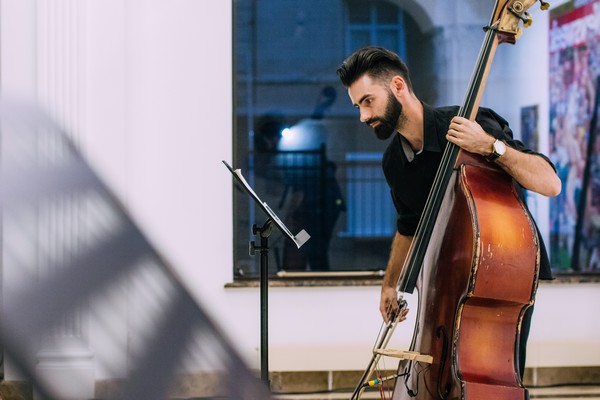 Стець Назарій, контрабас