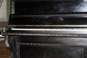У Вінниці збереглось піаніно початку ХХ століття