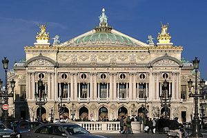 Администрация парижской Гранд-опера выгнала из театра женщину в парандже