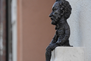 Міні-скульптуру угорського композитора встановили в Ужгороді 