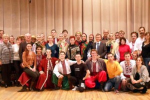 Фольклорні колективи закордонного українства отримали майстер-класи з українського народного хорового співу і хореографії 